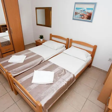 Frühstückspension Nika Makarska